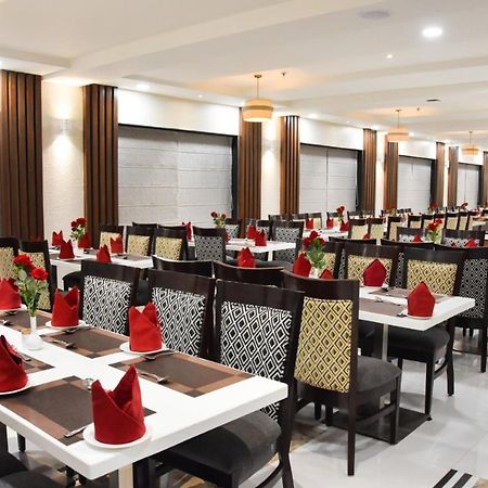 Hotel Platinum Shravasti Katra  Екстериор снимка