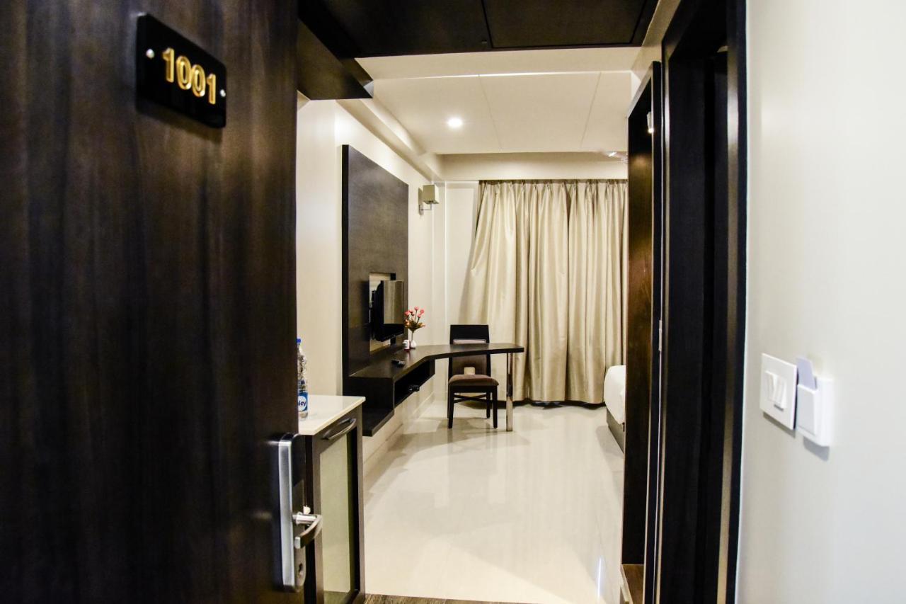 Hotel Platinum Shravasti Katra  Екстериор снимка