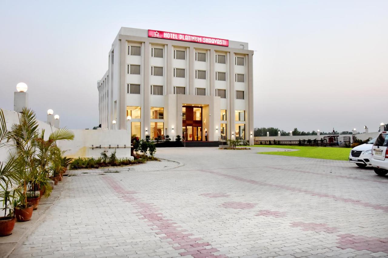 Hotel Platinum Shravasti Katra  Екстериор снимка