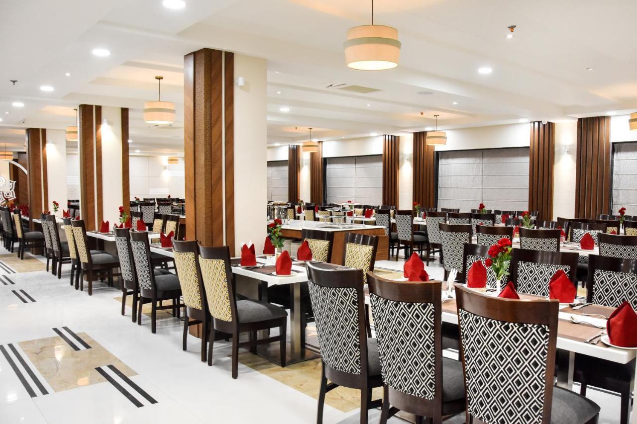 Hotel Platinum Shravasti Katra  Екстериор снимка