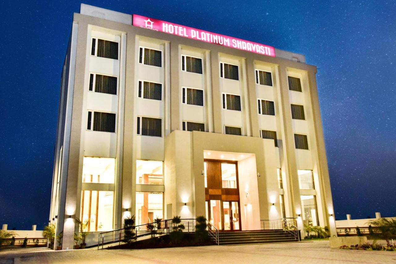 Hotel Platinum Shravasti Katra  Екстериор снимка